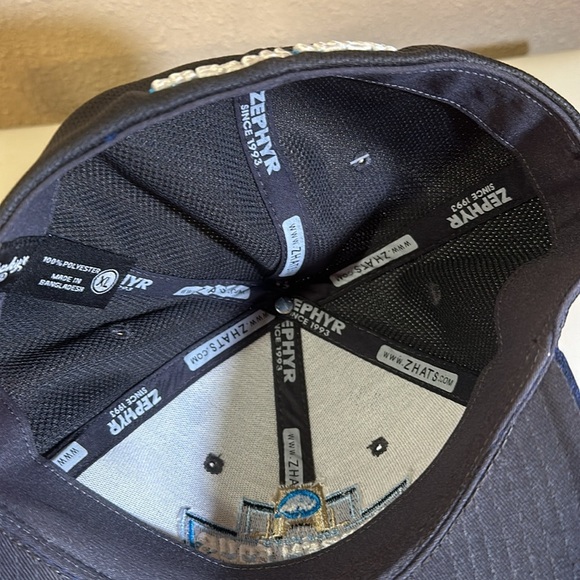 2016 men’s Frozen Four hat Sz XL - Picture 4 of 4